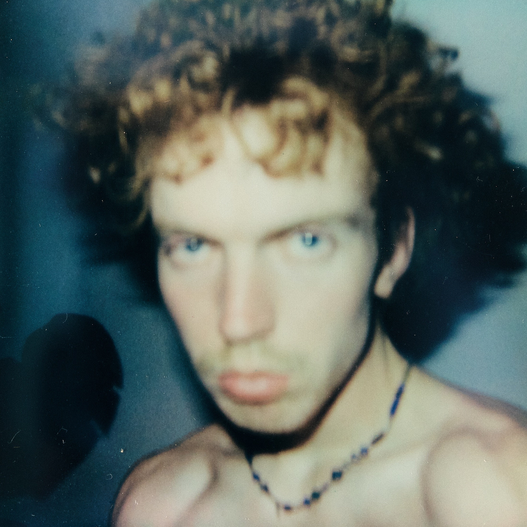 Polaroidporträt von Micha Reinke